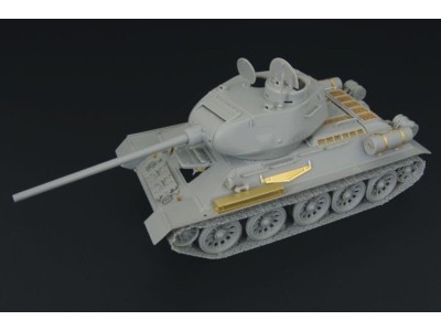 T-34-85 1944 Flattened Turret 