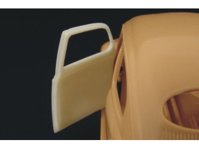DOOR for Volkswagen type 82E 