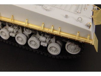M4A3E8 FENDERS (Hobbyboss) 
