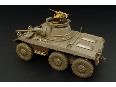 M-8 GREYHOUND 