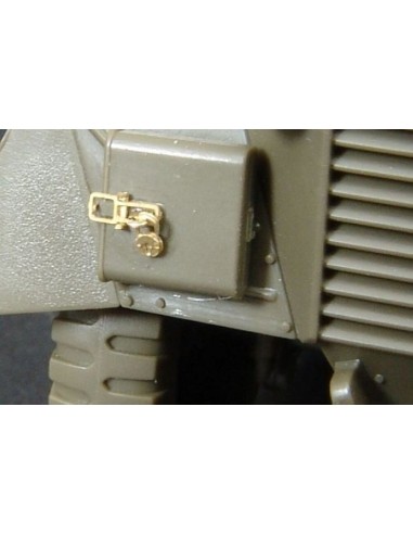PADLOCKS 