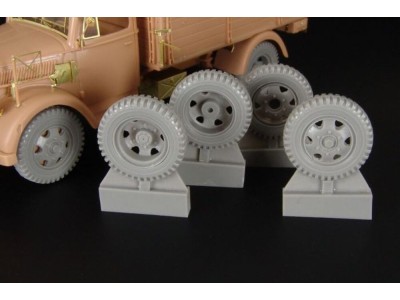 Opel Blitz WHEELS 