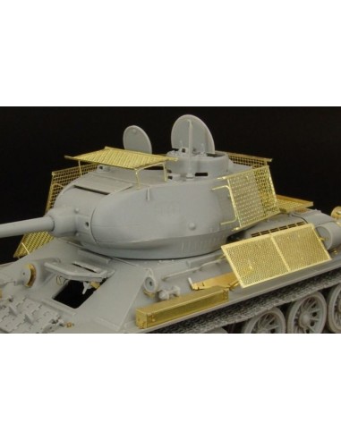 T-34-85 Improvized schurzen 