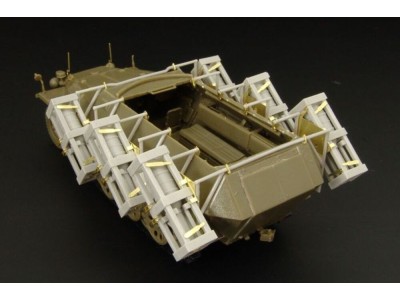 Sd Kfz 251 Stuka Zu Fuss conv 