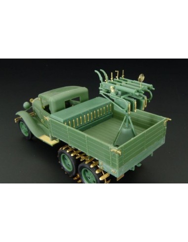 GAZ-AAA with Quadruple MAXIM AA gun 
