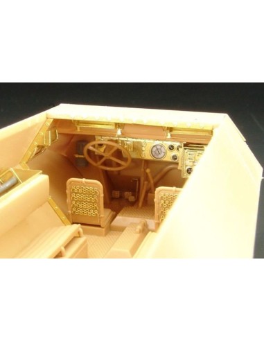 Sd Kfz 251-1 ausf D INTERIER (TAM) 