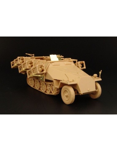 Sd Kfz 251 STUKA Zu Fuss (TAMIYA) 