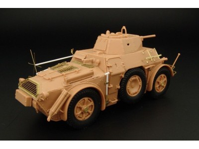 AB-43 Autoblinda (Italeri) 
