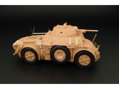 AB-43 Autoblinda (Italeri) 