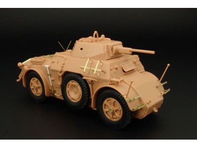 AB-43 Autoblinda (Italeri) 