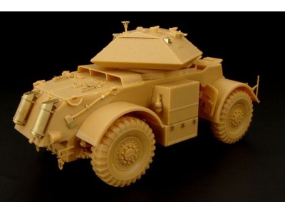 Staghound Mk III (BRONCO kit) 