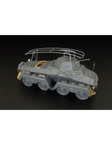 Sd Kfz 232 Ger Armored Car-basic  (Tamiya) 