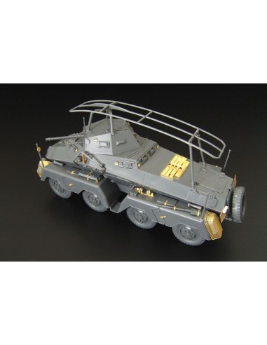 Sd Kfz 232 Ger Armored Car-basic  (Tamiya) 