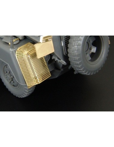 Sd Kfz 232 exhaust shroud mesh and silencer 