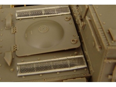 SU-152 engine mesh (Bronco) 
