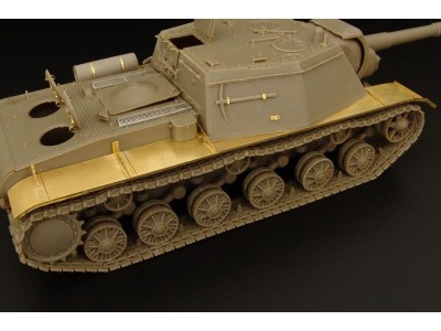 SU-152 fenders (Bronco) 