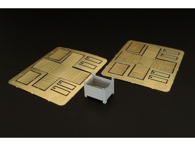 Steel containers (2pcs) 