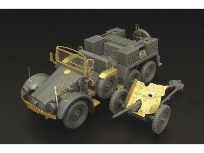 Kfz 69 Krupp  with 3 7cm Pak (Tamiya) 