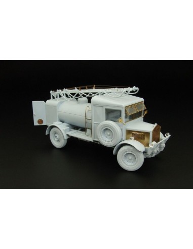 Albion 3-point fueller (AIRFIX) 
