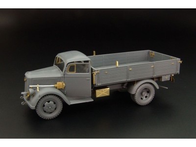 Opel Blitz (Tamiya) 