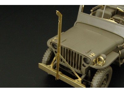 Jeep basket nad wire cuter 