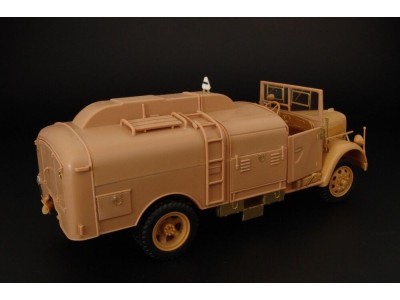 Opel Blitz Tankwagen (Italeri) 