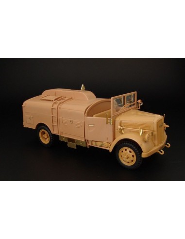 Opel Blitz Tankwagen (Italeri) 