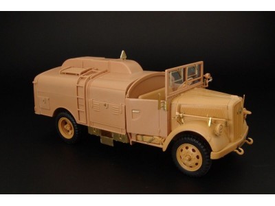 Opel Blitz Tankwagen (Italeri) 