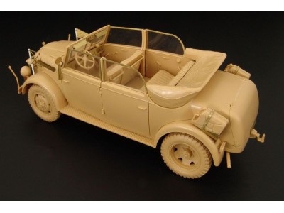 STEYR 1500 KOMMANDEURWAGEN 