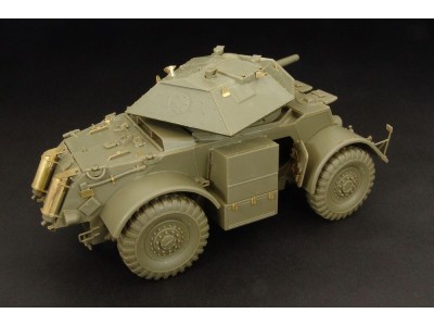 STAGHOUND Mk III 