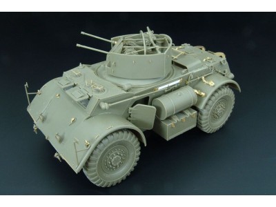 T17E2 AA Staghound 