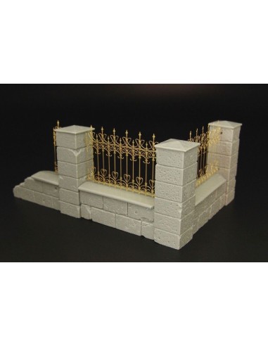 Castle fence 