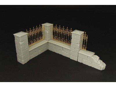 Castle fence 
