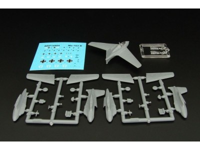 Me-163B Komet (two kits in box) 