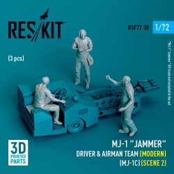 MJ-1 Jammer Driver & airman team (Modern) (MJ-1C) (scene 2) (3 pcs) (3D Printed) 