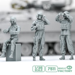 Modern U.S. Army Combat Vehicle Crew Set?2020s? 