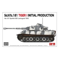 Sd.KfZ.181Tiger I initial production No.121 with workable track links
No 121 