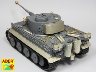 Pz.Kpfw.VIAusf.E(Sd.Kfz.181)Tiger I-s.PzAbt.501 in Tunisia 