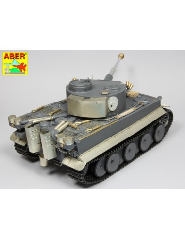 Pz.Kpfw.VIAusf.E(Sd.Kfz.181)Tiger I-s.PzAbt.501 in Tunisia 
