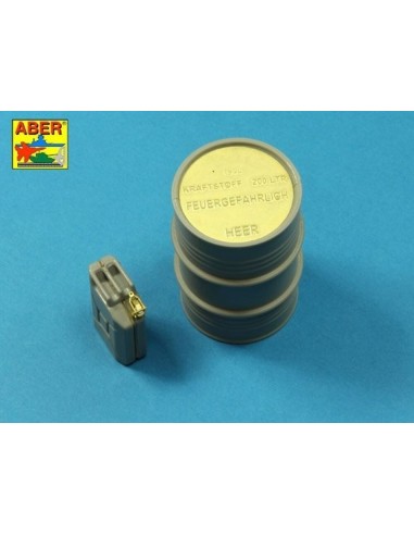 German 200L Jerry Can closings & 200L fuel drum covers (choice A) 