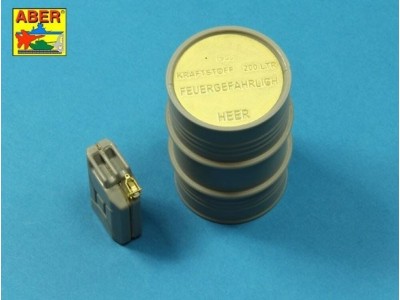 German 200L Jerry Can closings & 200L fuel drum covers (choice A) 
