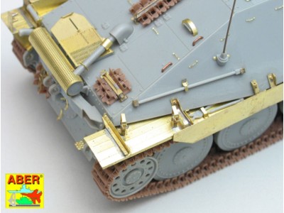 Sd.Kfz. 138/2 ''Hetzer''-early, middle version 