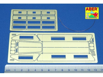 Sd.Kfz. 251/1 Ausf.D - Vol.3 - Stowage bins 