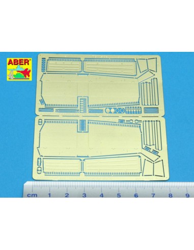 Stowage boxes for M8/20 