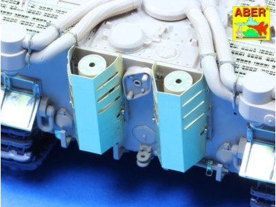 Fenders and exhaust covers for Tiger I (for early model in Africa) 