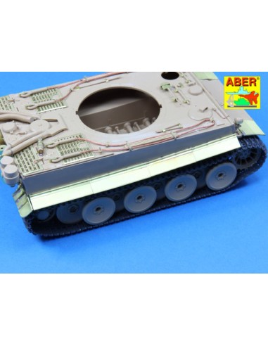 Fenders and exhaust covers for Tiger I (for early model in Africa) 