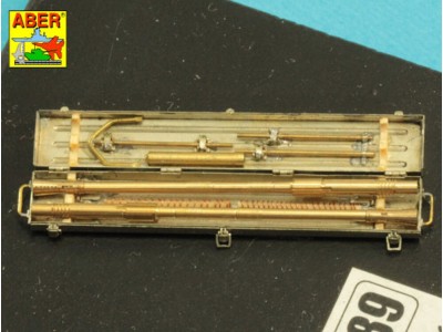 Flak  38  barrels with storage box 