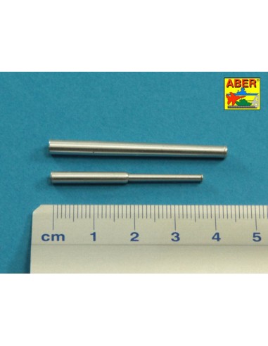Main Armament for Soviet Heavy Tank SMK  1x76,2mm L-11,  1x45mm M1932, 