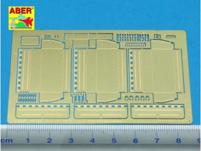 Cromwell Mk.IV-vol.3-Side storage boxes 
