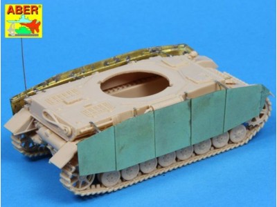 Side skirts for Pz IV H 